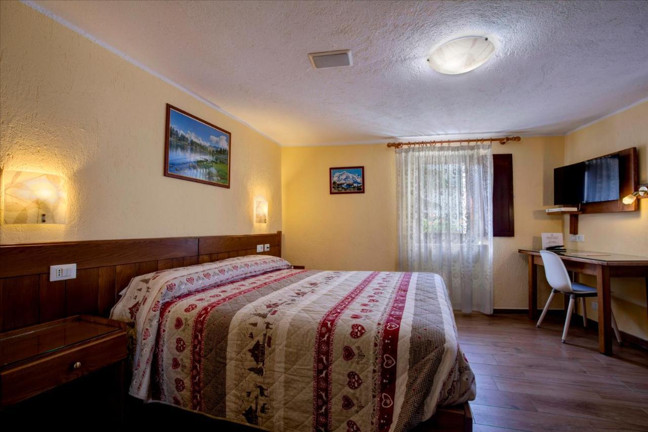 Hotel Cecchin Аоста Экстерьер фото