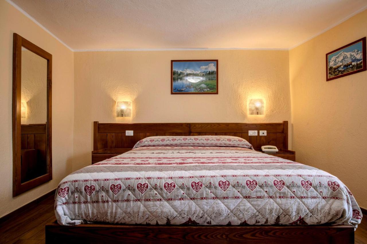 Hotel Cecchin Аоста Экстерьер фото