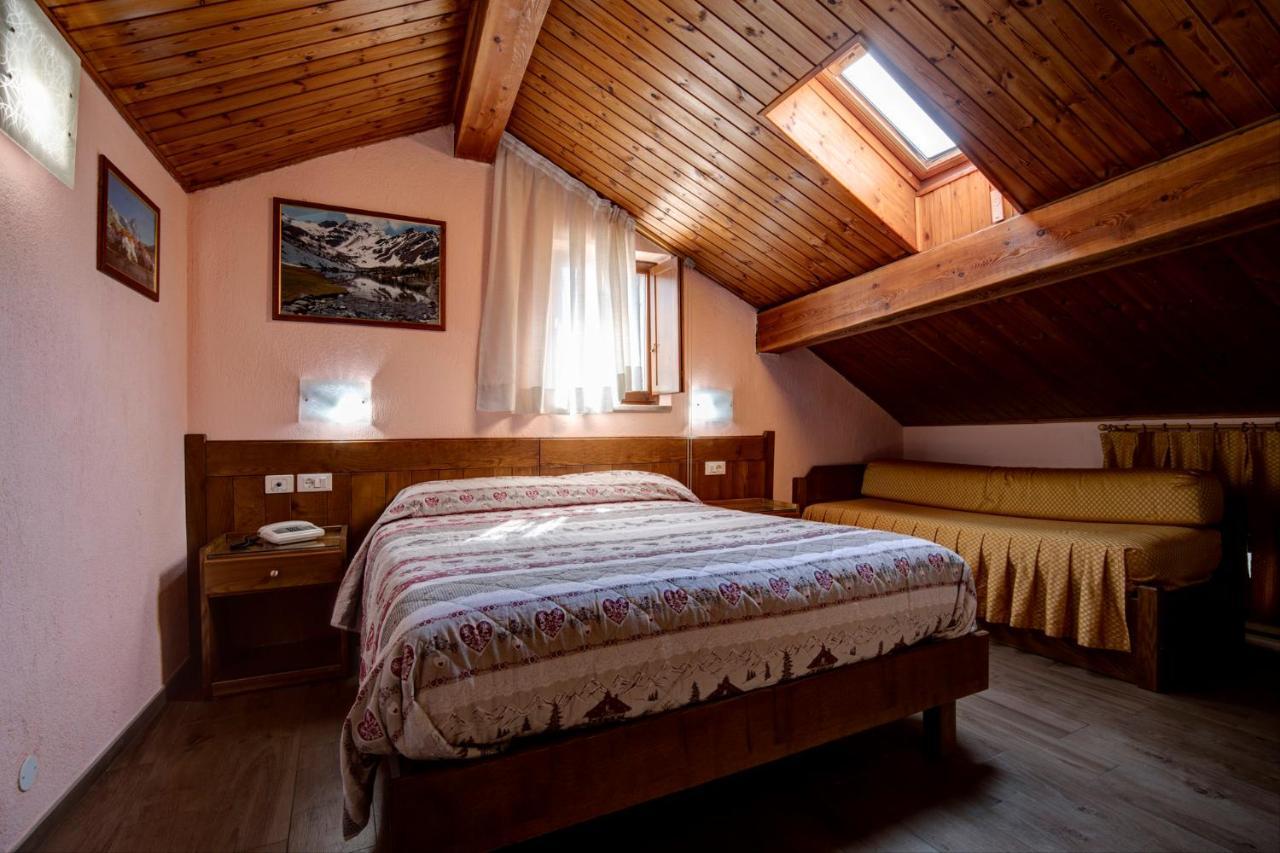 Hotel Cecchin Аоста Экстерьер фото